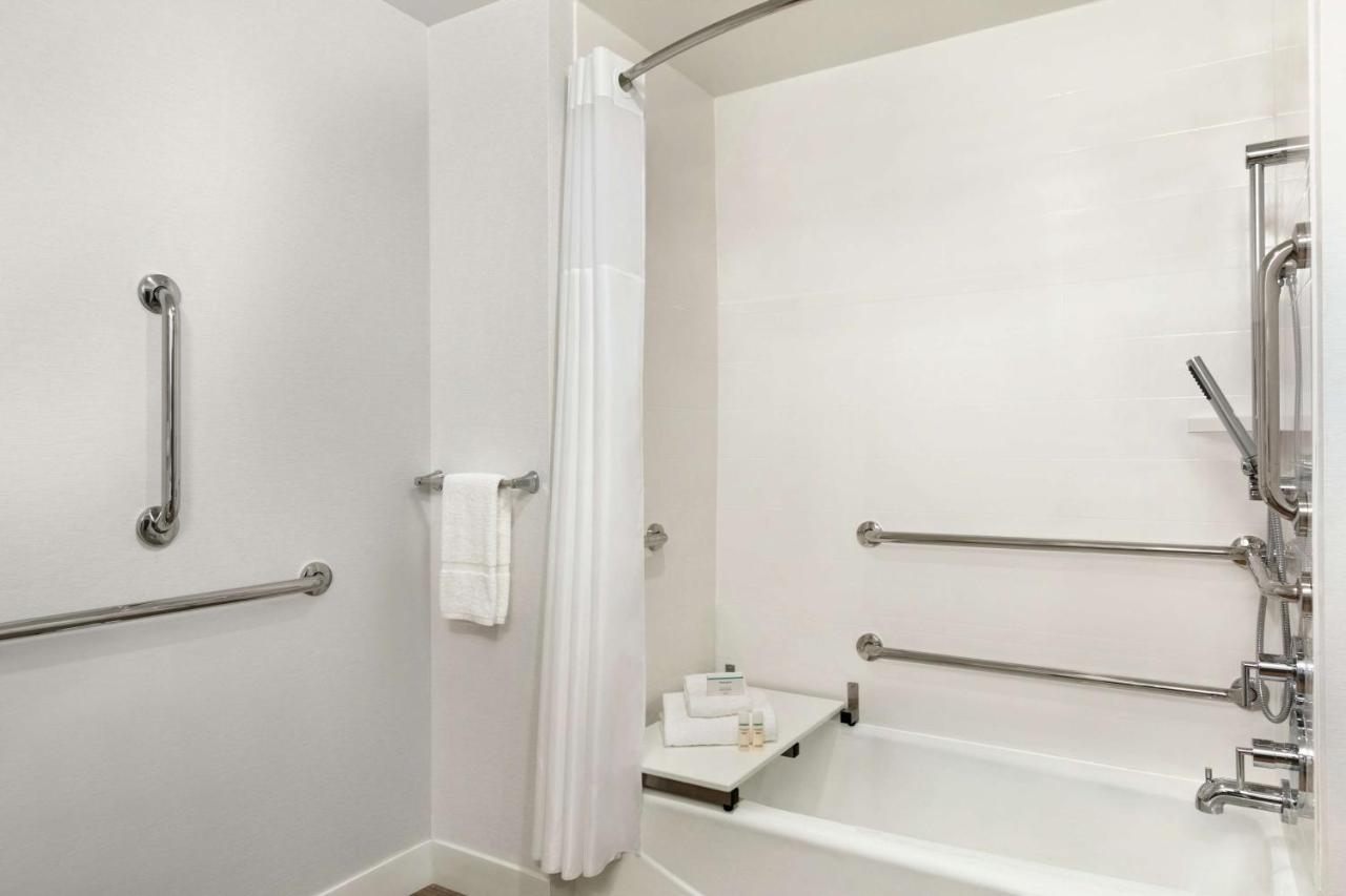 King Room - Hearing Accessible/Non-Smoking at Hampton Inn & Suites Johns Creek