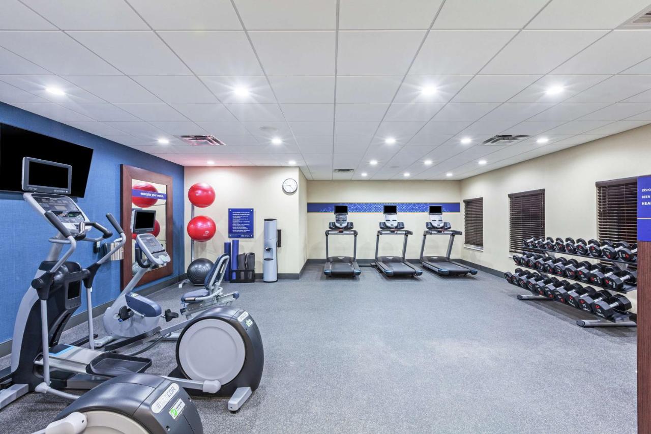 | Hampton Inn Gardner