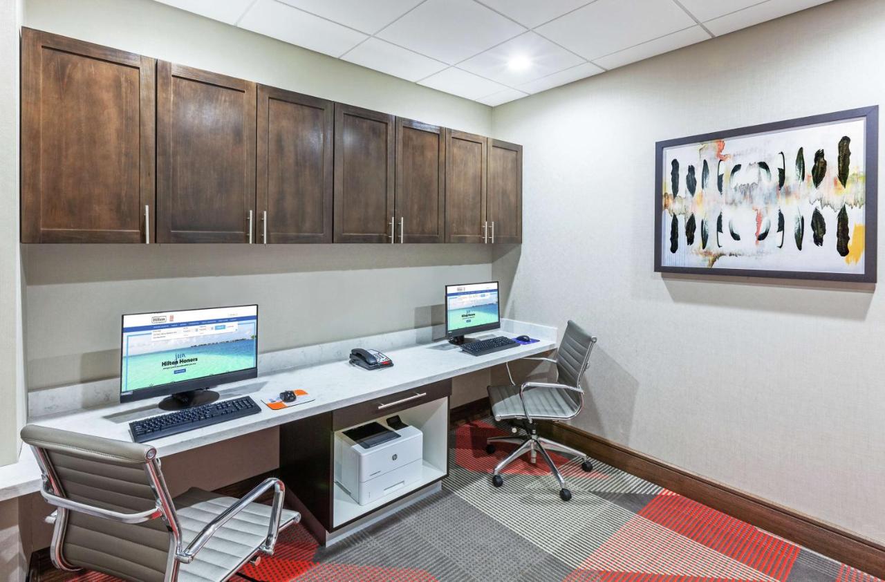 | Hampton Inn Gardner