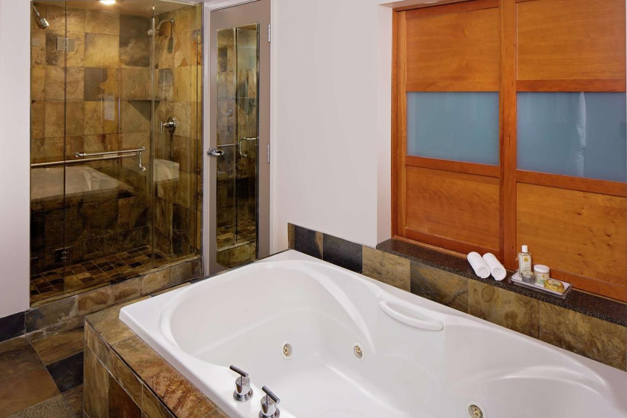 One-Bedroom King Suite with Bay View at Chrysalis Inn & Spa Bellingham, Curio Collection by Hilton