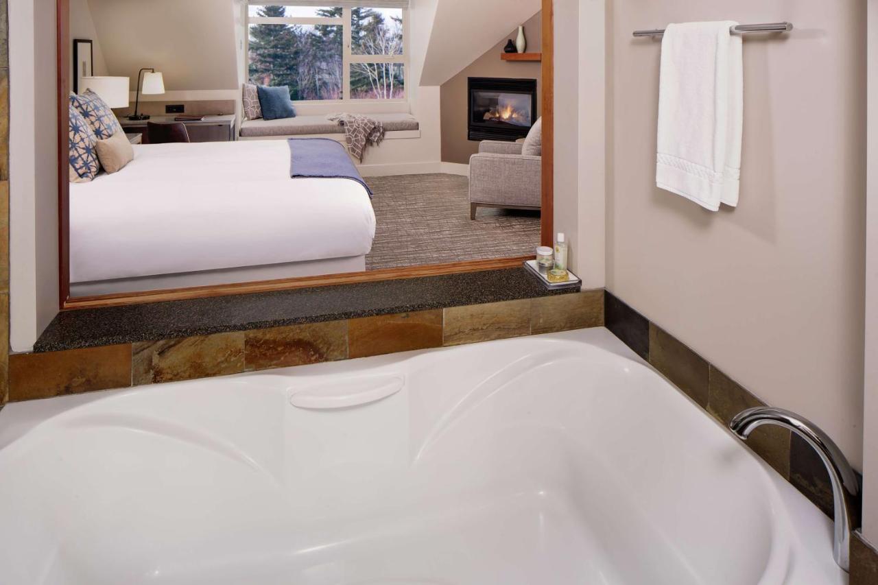 King Room with Partial Bay View at Chrysalis Inn & Spa Bellingham, Curio Collection by Hilton