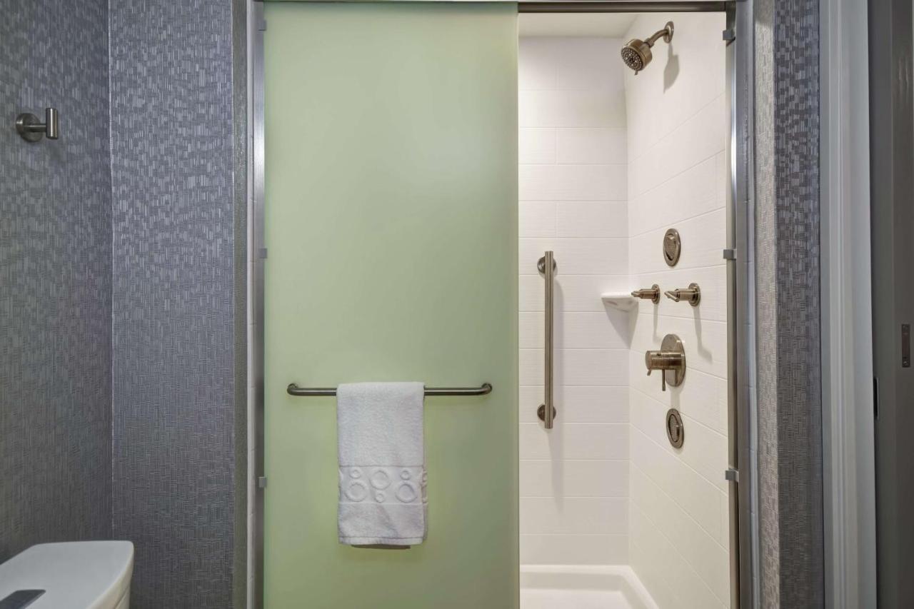 King Studio Suite with Spa - Non-Smoking at Home2 Suites by Hilton Georgetown