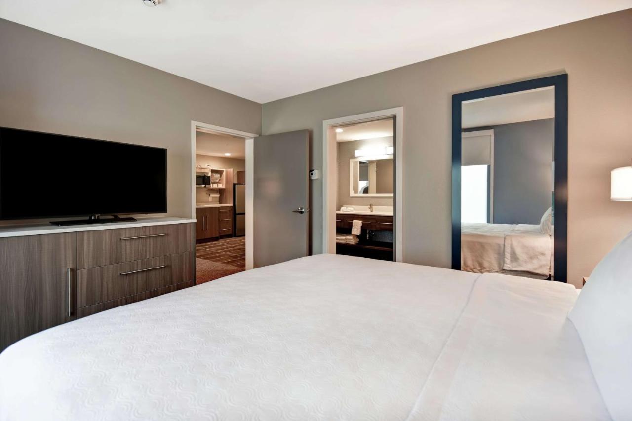One-Bedroom King Suite with Spa - Non-Smoking at Home2 Suites by Hilton Georgetown