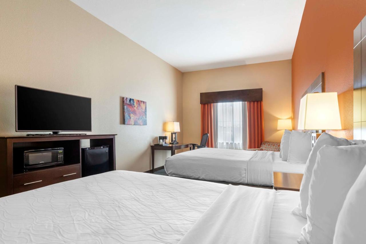  | Best Western Plus Longhorn Inn & Suites