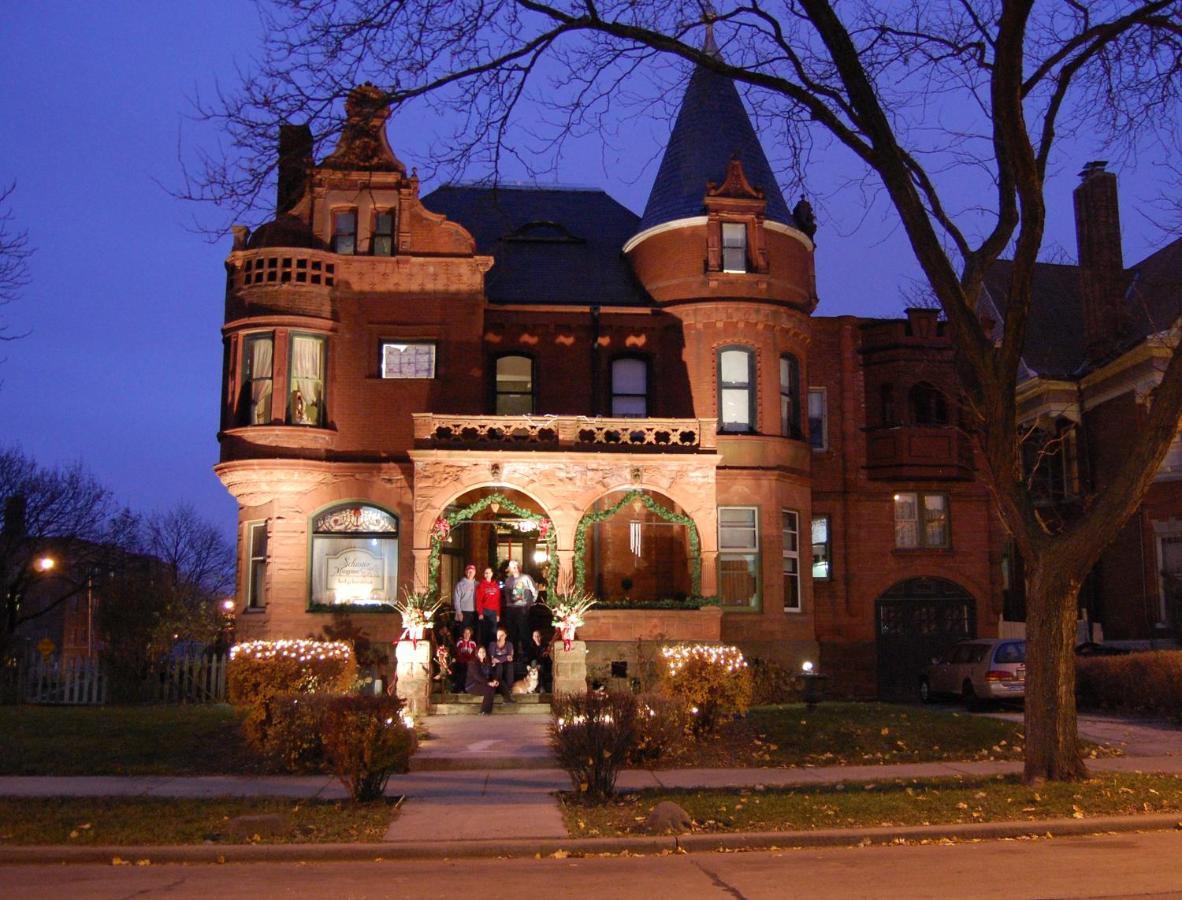  | Schuster Mansion Bed & Breakfast