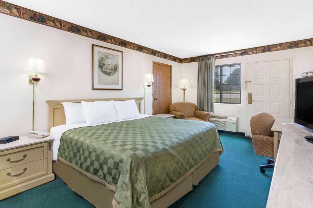 | Days Inn by Wyndham Concordia