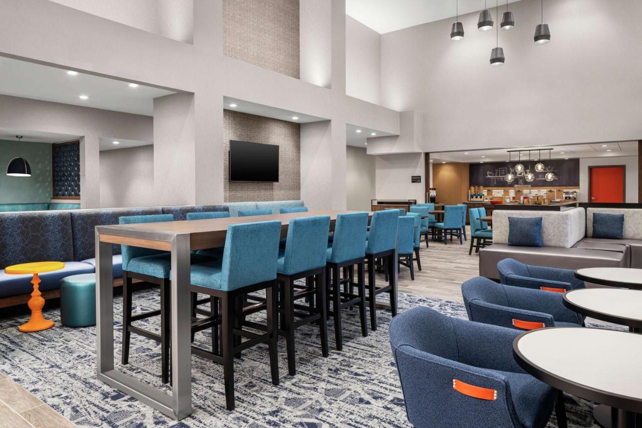 | Hampton Inn & Suites Bridgeview Chicago, Il