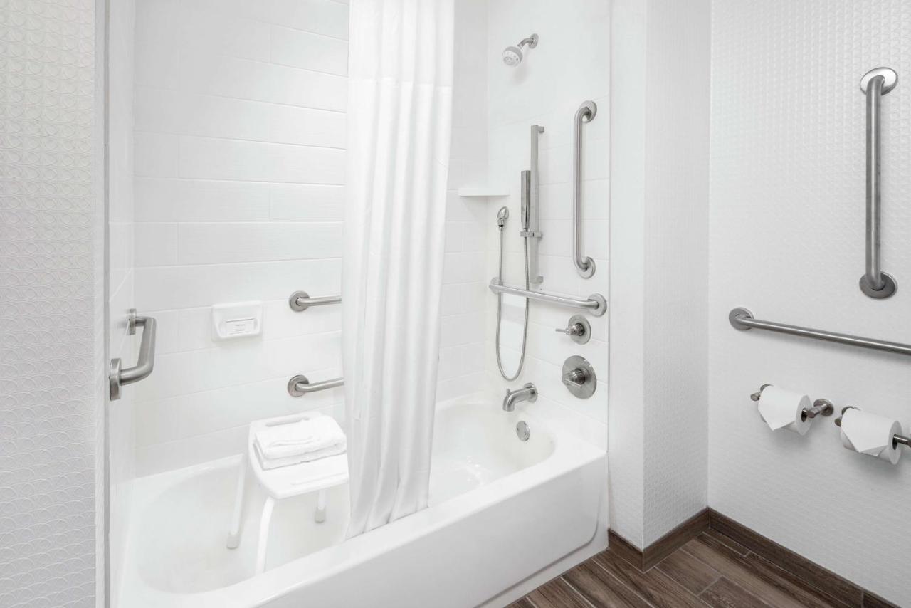 | Hampton Inn & Suites Bridgeview Chicago, Il