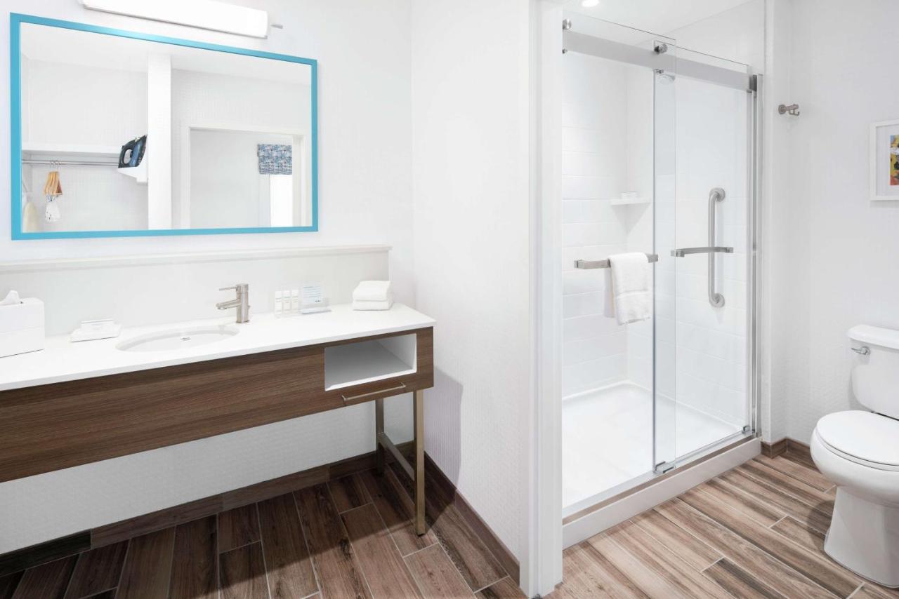 | Hampton Inn & Suites Bridgeview Chicago, Il