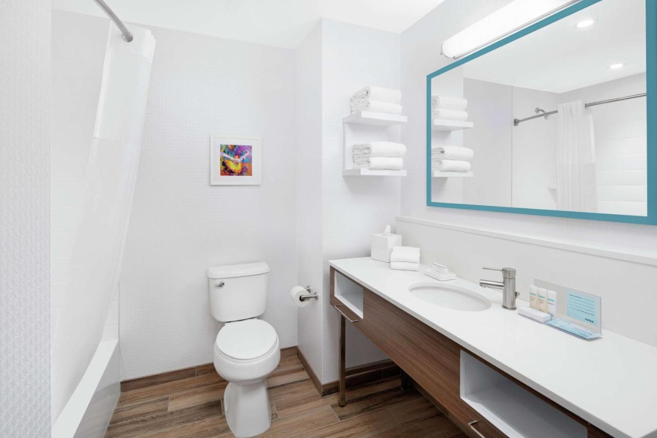 | Hampton Inn & Suites Bridgeview Chicago, Il