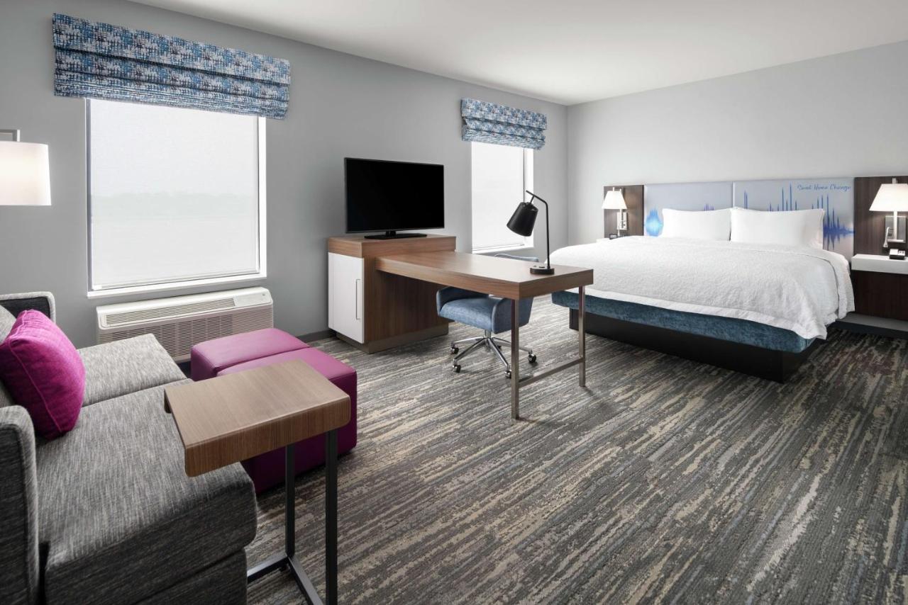 | Hampton Inn & Suites Bridgeview Chicago, Il