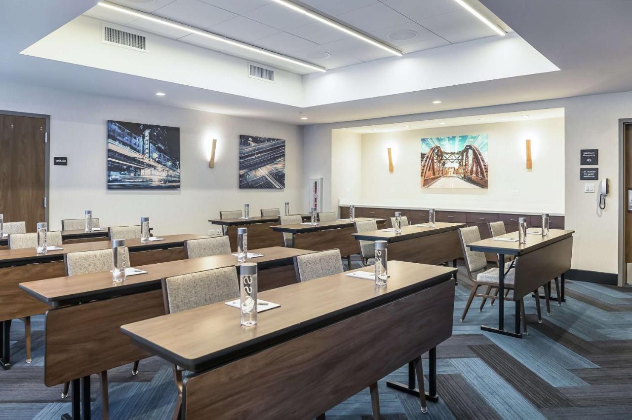 | Hampton Inn & Suites Bridgeview Chicago, Il