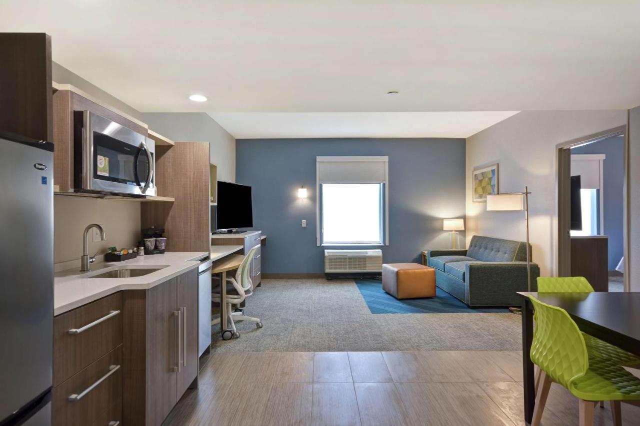 One-Bedroom King Suite at Home2 Suites by Hilton Dayton South