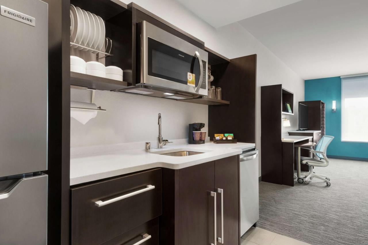 One-Bedroom King Suite - Non-Smoking at Home2 Suites by Hilton Madison Central Alliant Energy Center