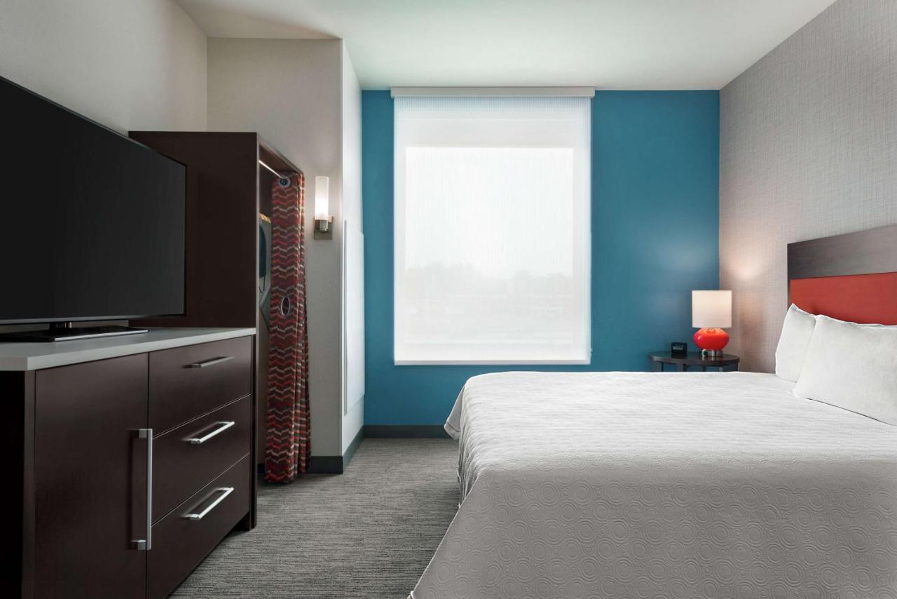 One-Bedroom King Suite - Non-Smoking at Home2 Suites by Hilton Madison Central Alliant Energy Center