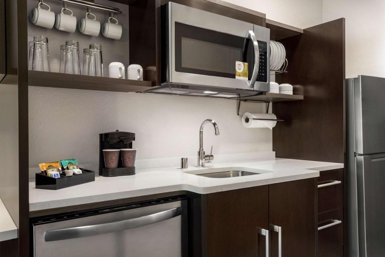 Queen Studio Suite with Two Queen Beds - Hearing Accessible/Non-Smoking at Home2 Suites by Hilton Madison Central Alliant Energy Center