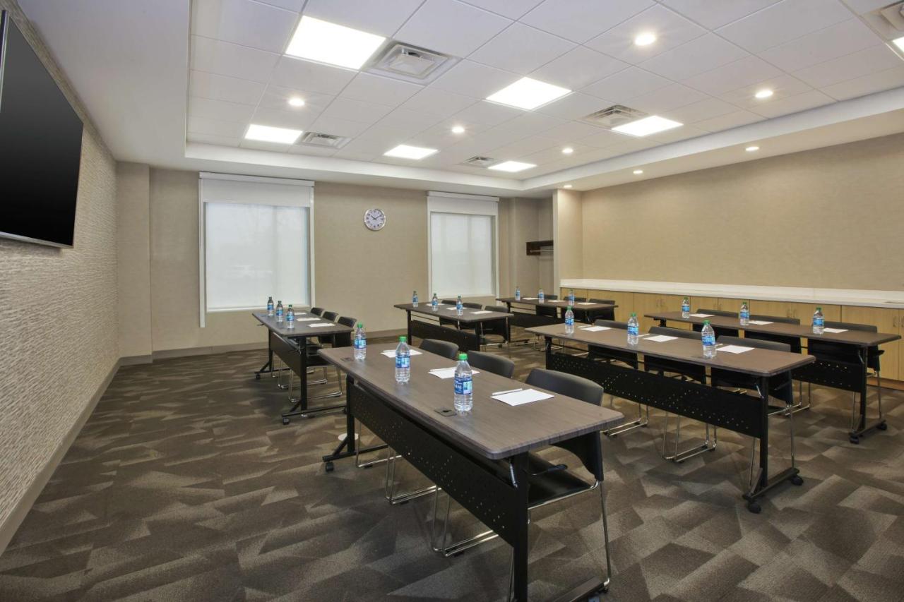 | Home2 Suites By Hilton West Bloomfield, Mi