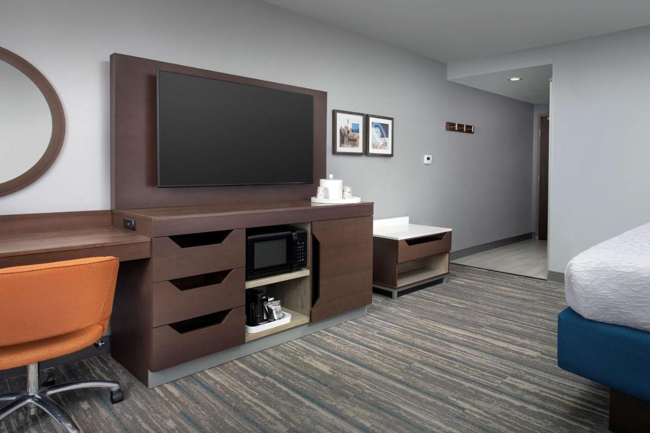 King Room with Sofa Bed - Non-Smoking at Hampton Inn & Suites Rapid City Rushmore