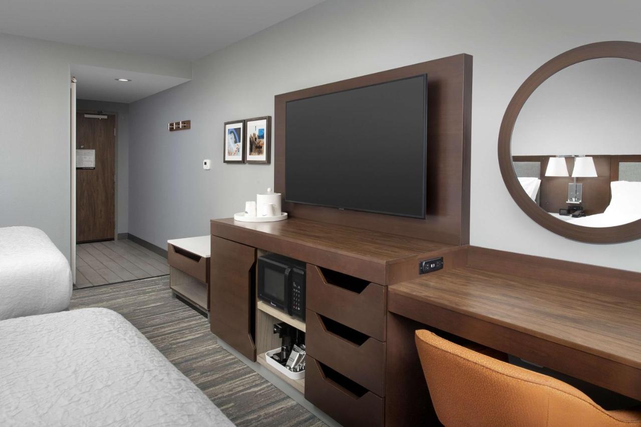 Queen Room with Two Queen Beds - Hearing Accessible/Non-Smoking at Hampton Inn & Suites Rapid City Rushmore