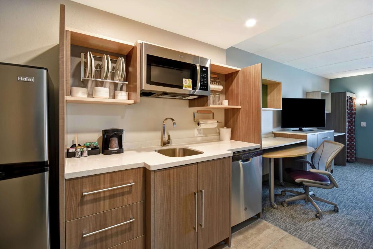 Queen Studio with Two Queen Beds at Home2 Suites by Hilton Atlanta Marietta