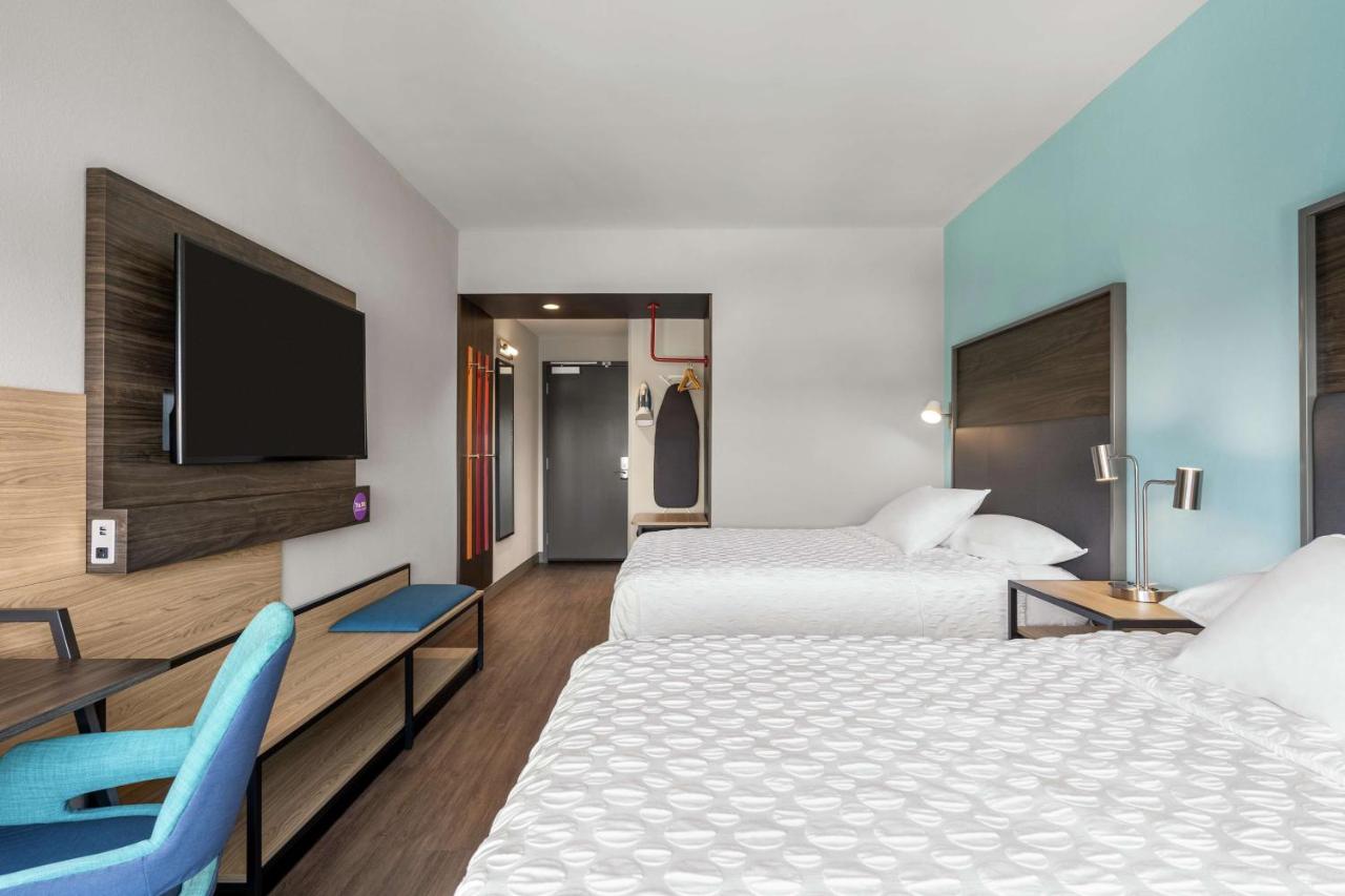 Queen Room with Two Queen Beds at Tru By Hilton Hershey Chocolate Avenue