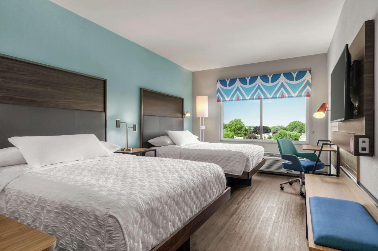 Queen Room with Two Queen Beds at Tru By Hilton Hershey Chocolate Avenue