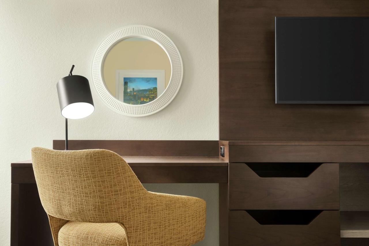 King Room with Sofa Bed - Non-Smoking at Hampton Inn Houston Hobby Airport