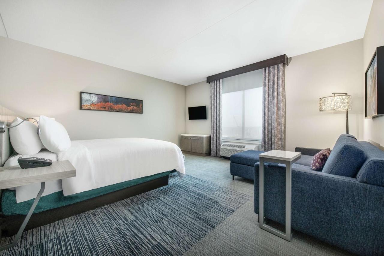 King Room with Sofa Bed - Hearing Accessible at Hilton Garden Inn Pittsburgh Area Beaver Valley, PA