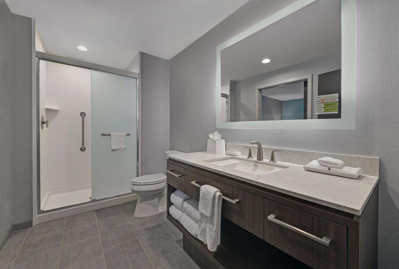 One-Bedroom King Suite - Non-Smoking at Home2 Suites by Hilton Memphis Wolfchase Galleria