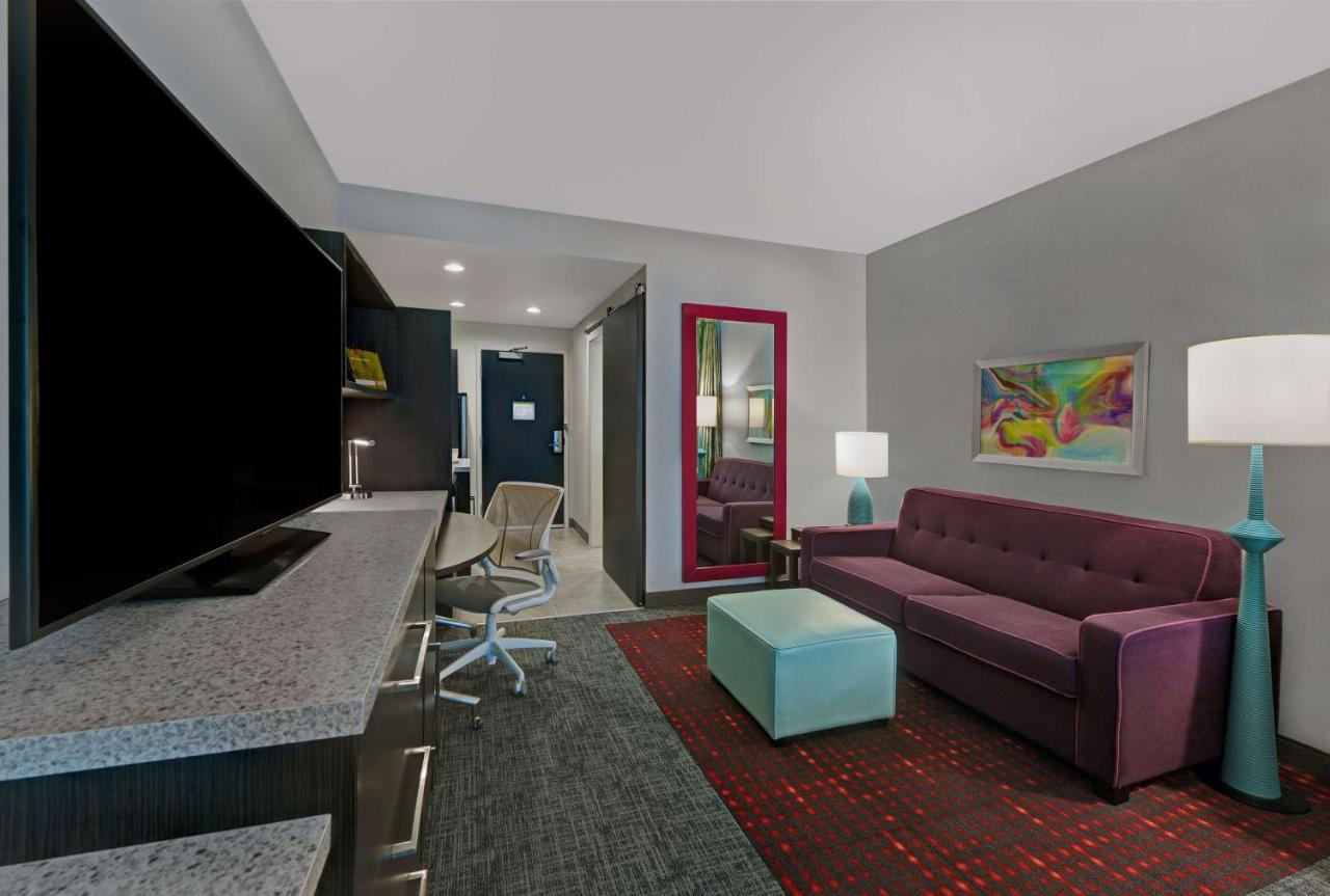 Queen Studio with Two Queen Beds - Hearing Accessible/Non-Smoking at Home2 Suites by Hilton Memphis Wolfchase Galleria