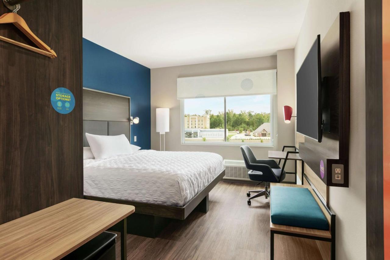 King Room at Tru by Hilton Longview