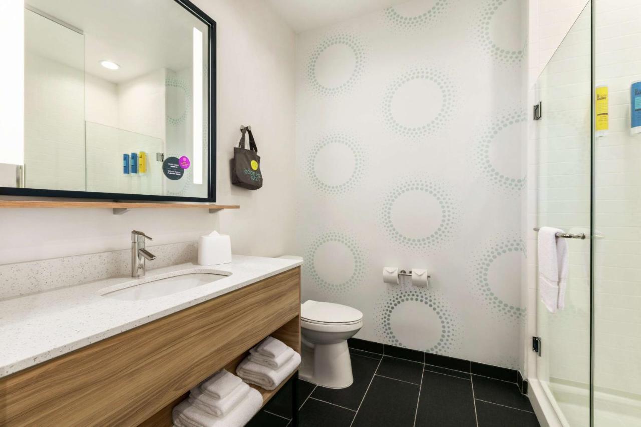 Queen Room with Two Queen Beds at Tru by Hilton Longview