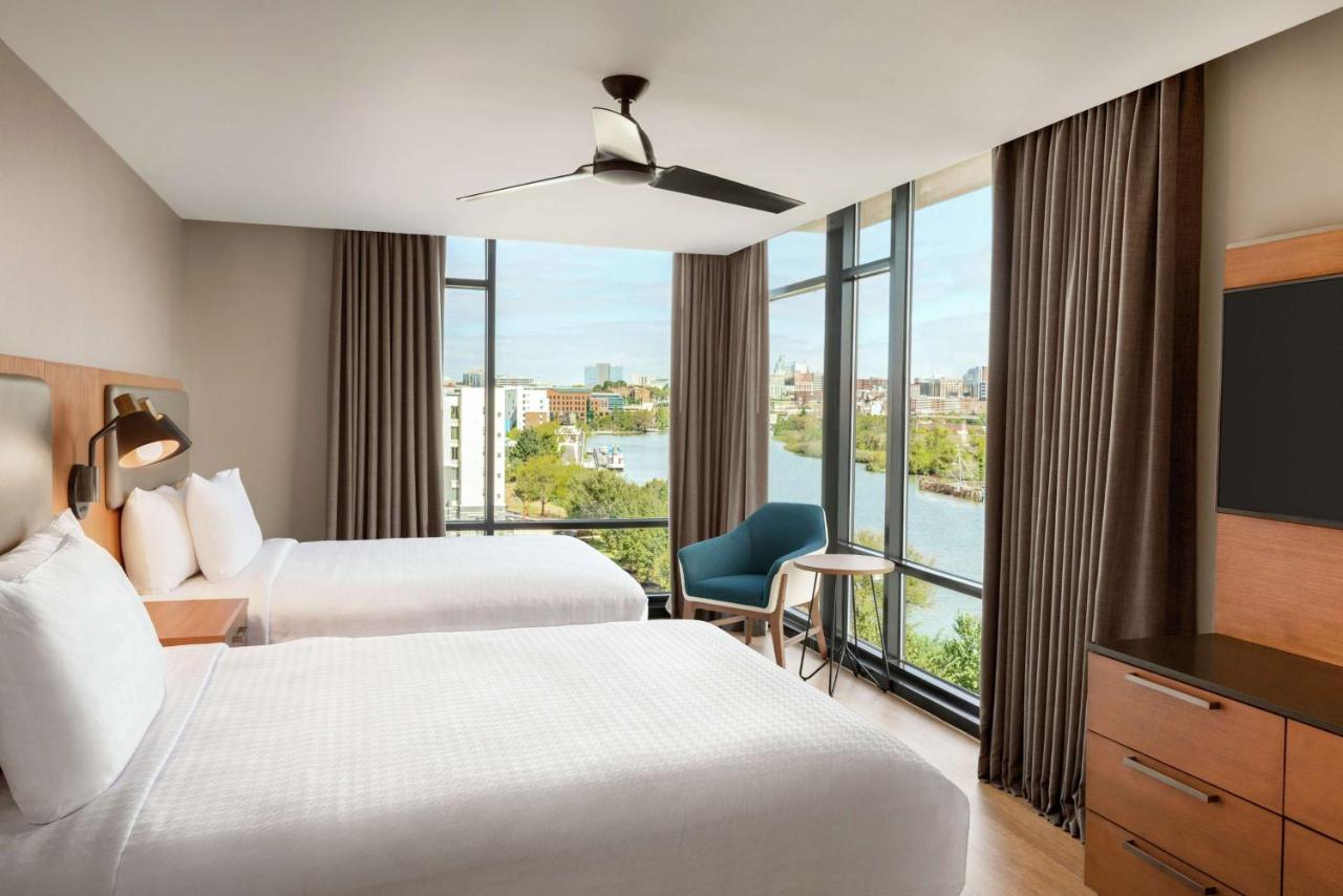 One-Bedroom Queen Suite with Water View at Homewood Suites by Hilton Wilmington Downtown