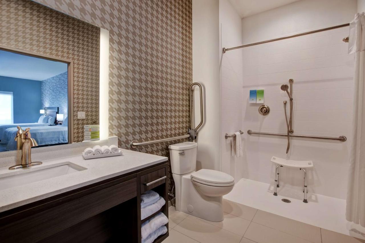 King Suite - Mobilty/Hearing Accessible - Non-Smoking at Home2 Suites by Hilton Charlotte Northlake