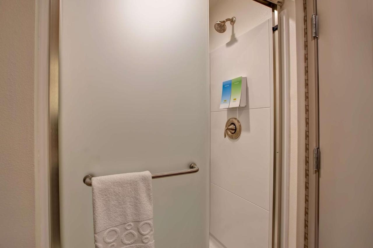 King Studio Suite - Non Smoking at Home2 Suites by Hilton Charlotte Northlake