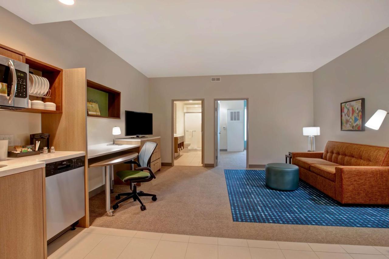 One-Bedroom King Suite - Non-Smoking at Home2 Suites by Hilton Charlotte Northlake