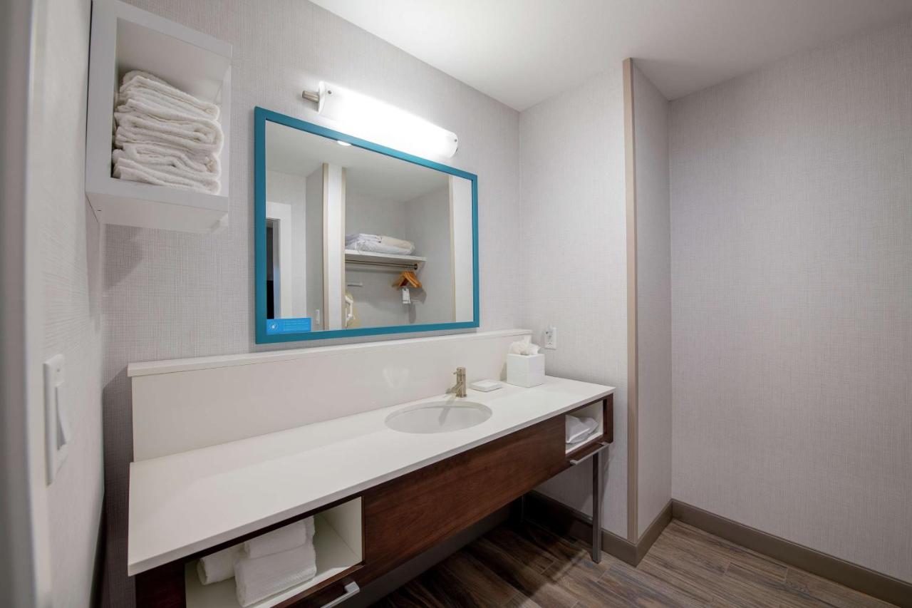 King Studio Suite at Hampton Inn & Suites Duncanville Dallas