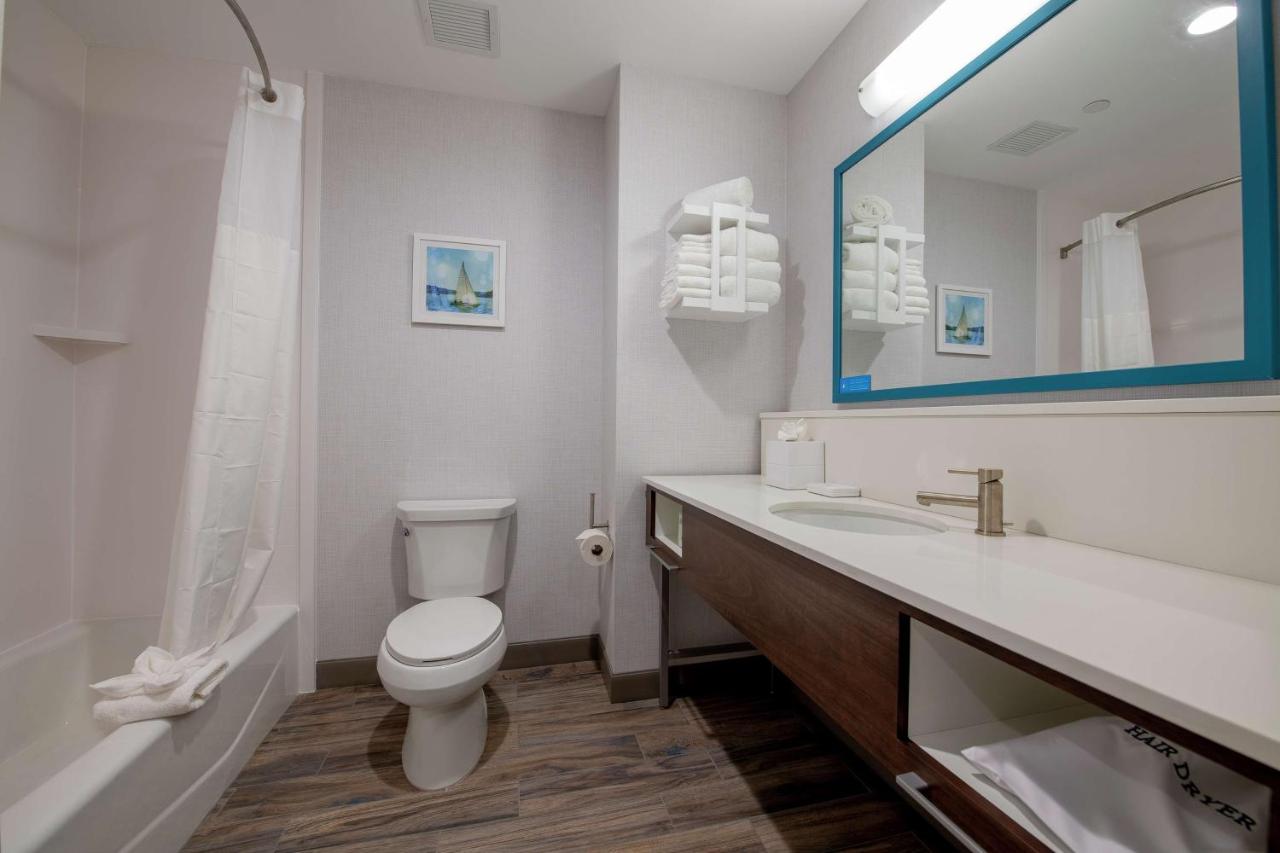 Queen Room with Two Queen Beds - Hearing Accessible/Non-Smoking at Hampton Inn & Suites Duncanville Dallas