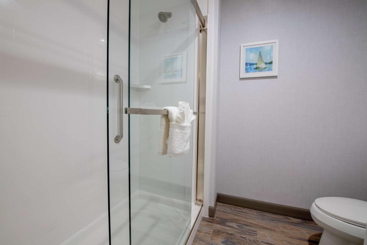 King Room - Hearing Accessible - Non-Smoking at Hampton Inn & Suites Duncanville Dallas