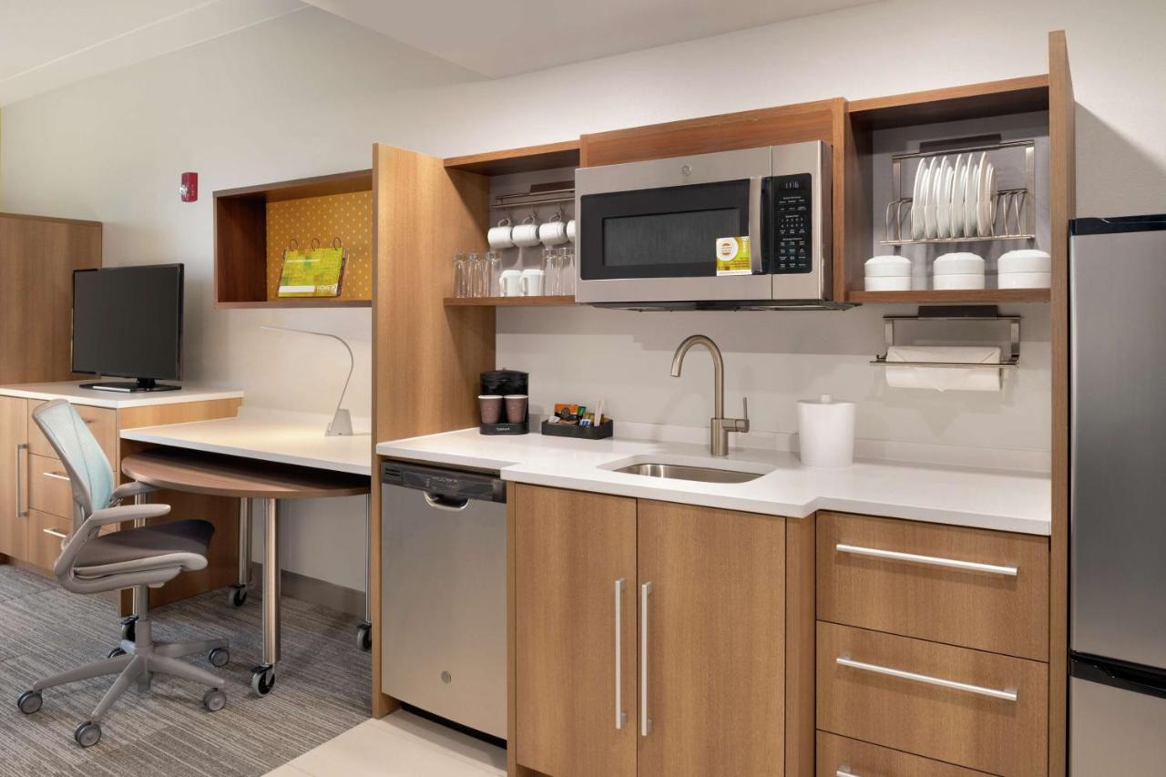 One-Bedroom King Suite - Non-Smoking at Home2 Suites by Hilton Dayton/Beavercreek