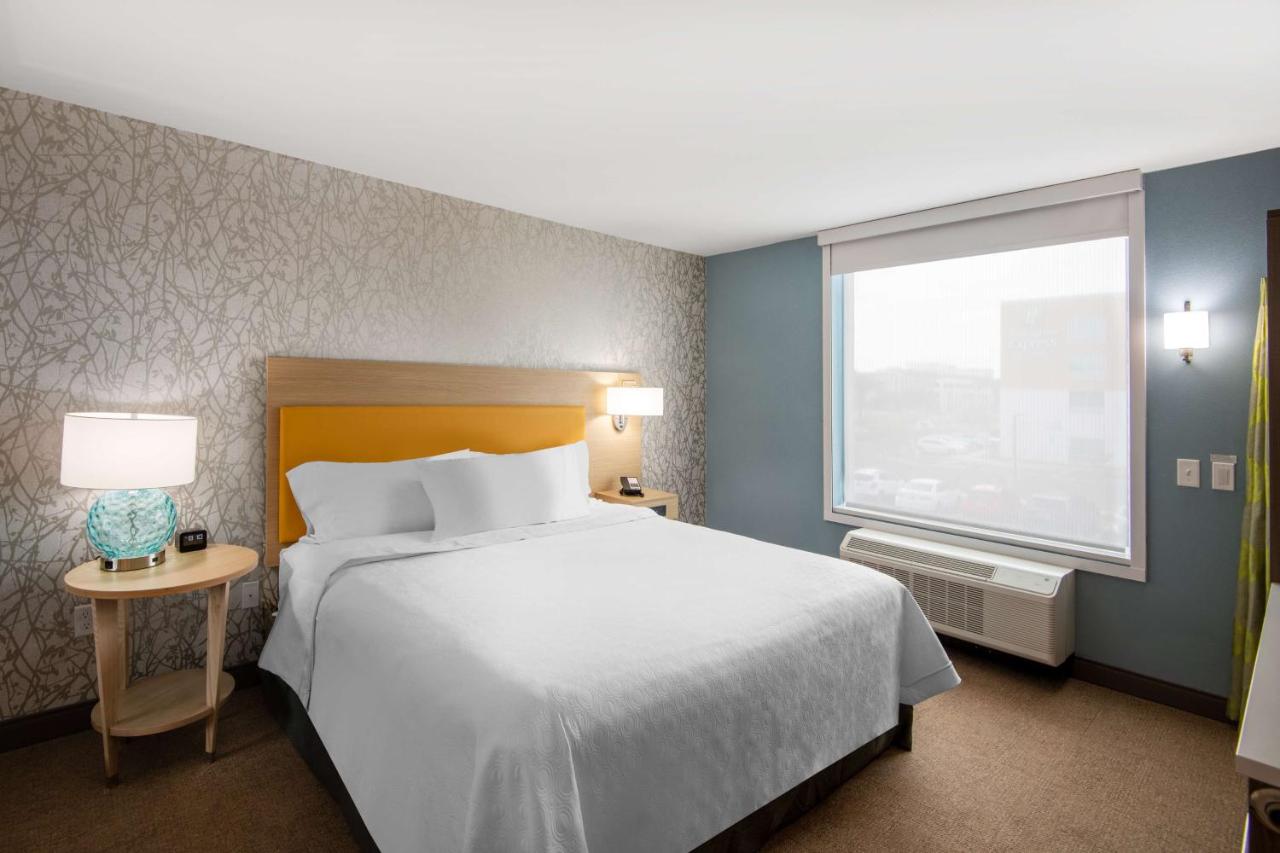 King Suite - Mobilty/Hearing Accessible - Non-Smoking at Home2 Suites by Hilton Phoenix Airport North, AZ