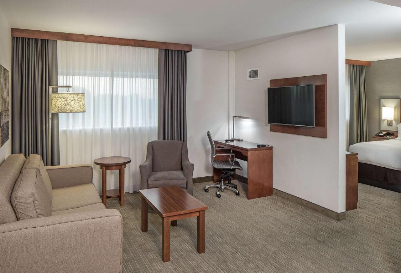 Two-Bedroom Queen Suite at DoubleTree by Hilton Omaha Southwest