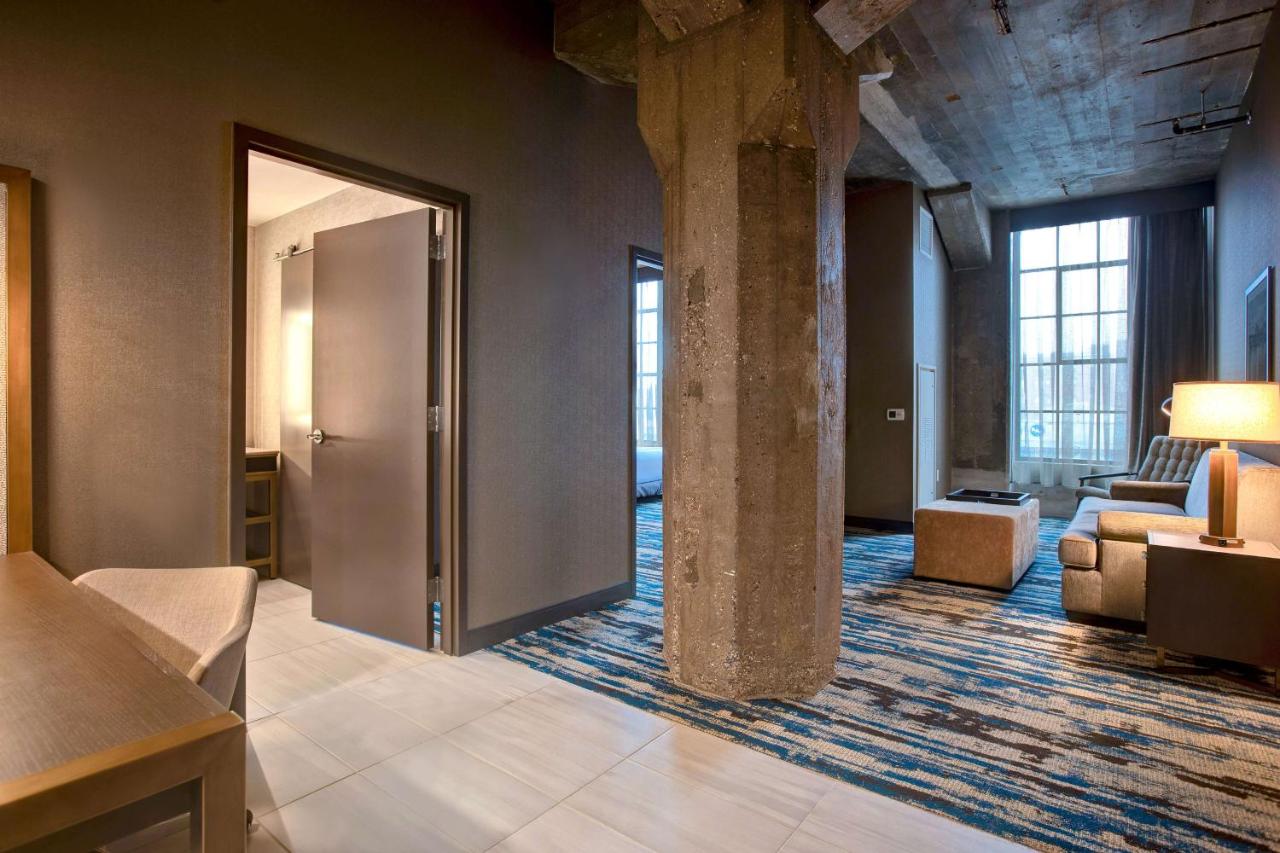 One-Bedroom King Suite - Mobility Accessible/Non-Smoking at Embassy Suites by Hilton Rockford Riverfront