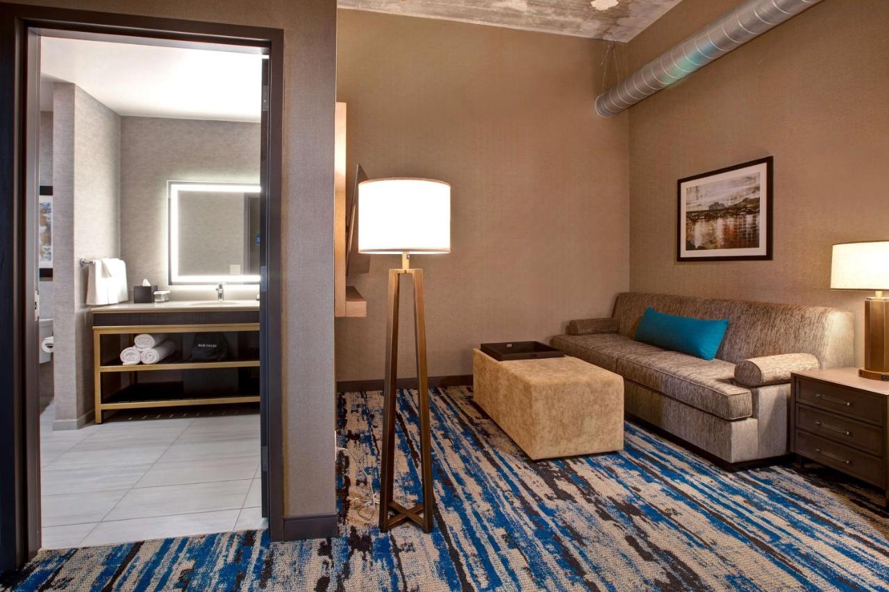 One-Bedroom King Suite - Hearing Accessible at Embassy Suites by Hilton Rockford Riverfront
