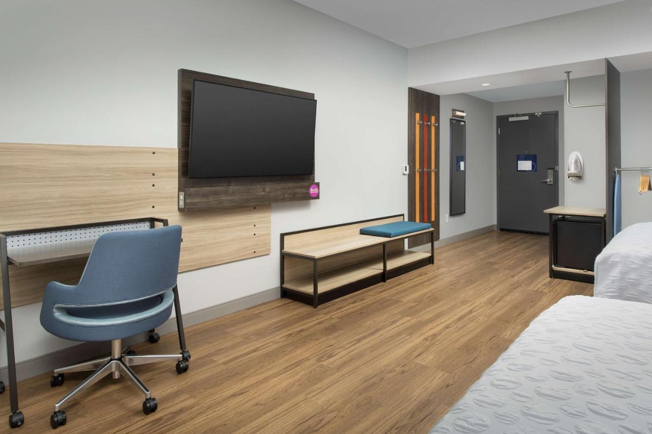 Queen Room with Two Queen Beds - Mobility Accessible with Roll In Shower at Tru by Hilton Charlotte Airport Lake Pointe