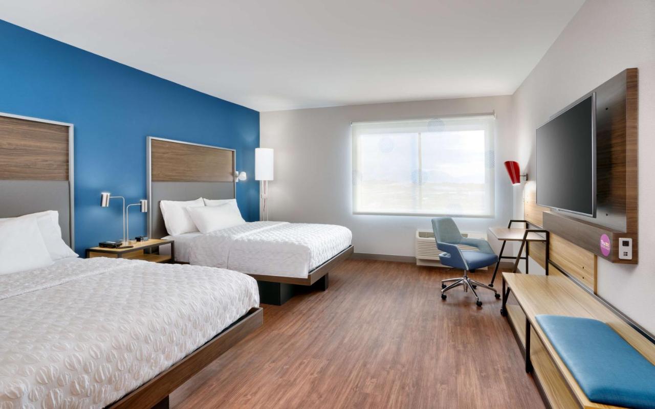 Queen Room with Bath Tub - Mobility/Hearing Accessible at TRU by Hilton Lehi, UT
