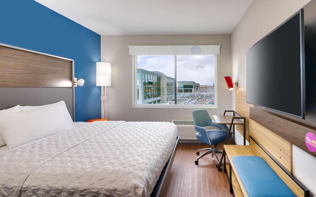 King Room at TRU by Hilton Lehi, UT