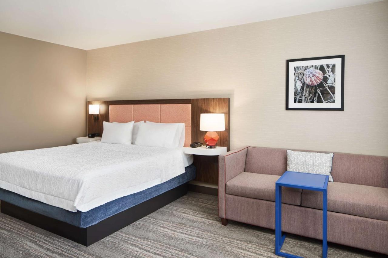 King Room with Sofa Bed - Non-Smoking at Hampton Inn Clewiston