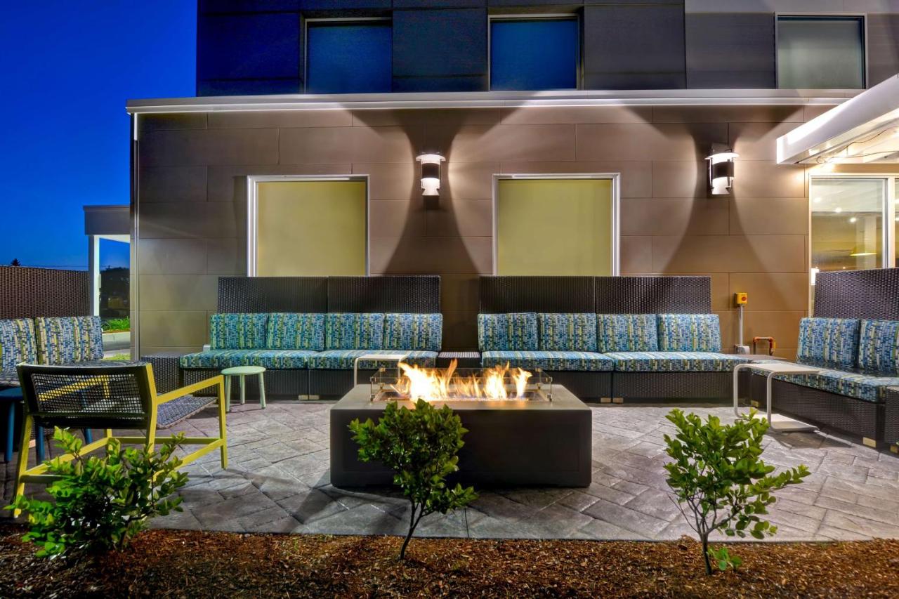 | Home2 Suites Williston Burlington, Vt