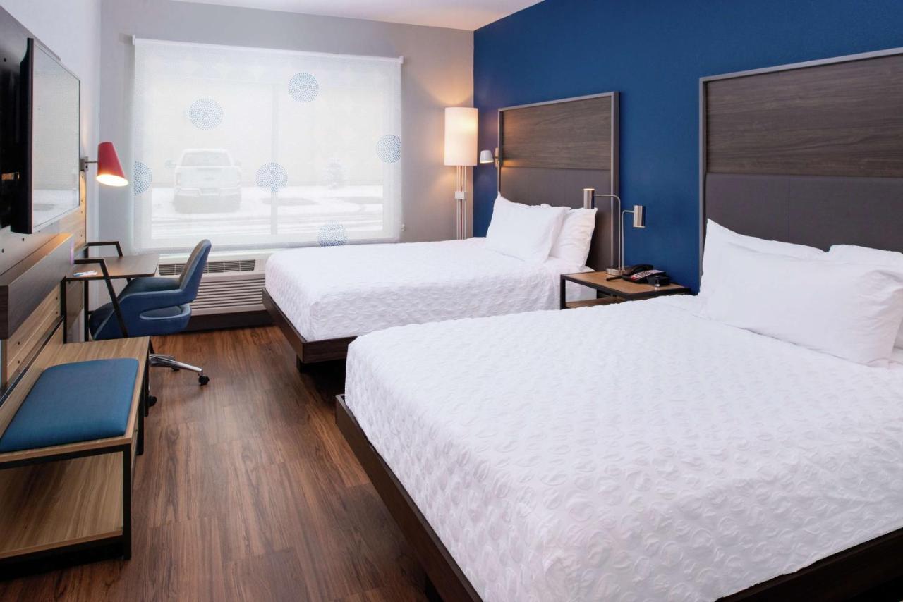 Queen Room with Two Queen Beds - Mobility Accessible at Tru by Hilton Elkhart, IN